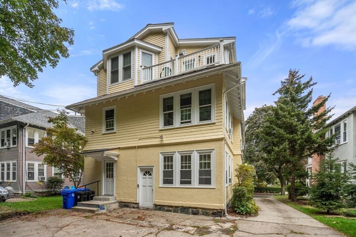 Property Photo:  108 Columbia St 1  MA 02446 