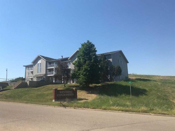 8530 99 Avenue 203  Peace River AB T8S 1Y2 photo