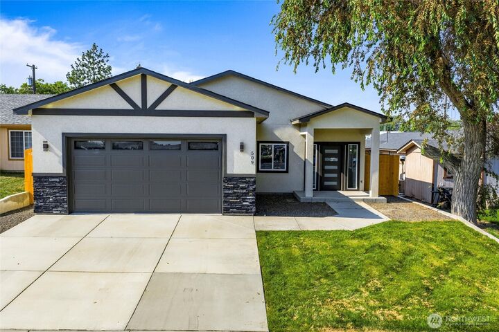 509 S Main Street  Warden WA 98857 photo