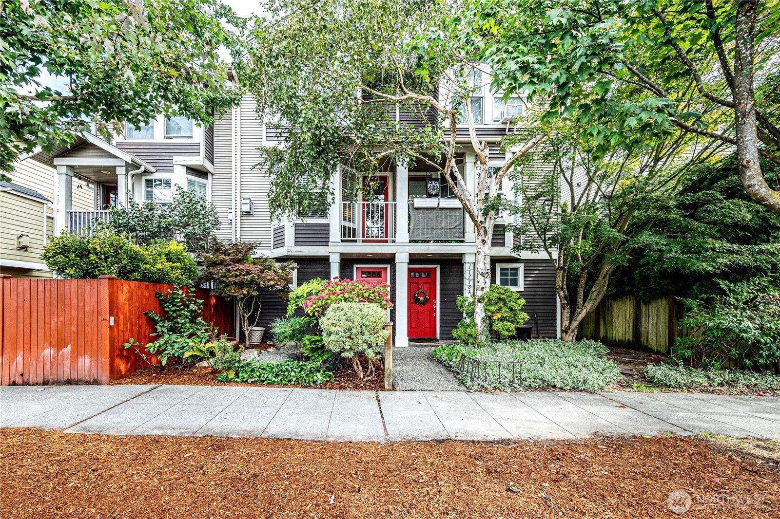 Property Photo:  11720  Greenwood Avenue N A  WA 98133 