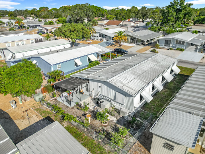 Property Photo:  7400 Cascade Drive  FL 34667 