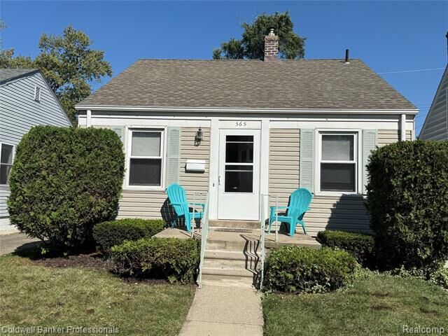 565 E Webster Street  Ferndale MI 48220 photo