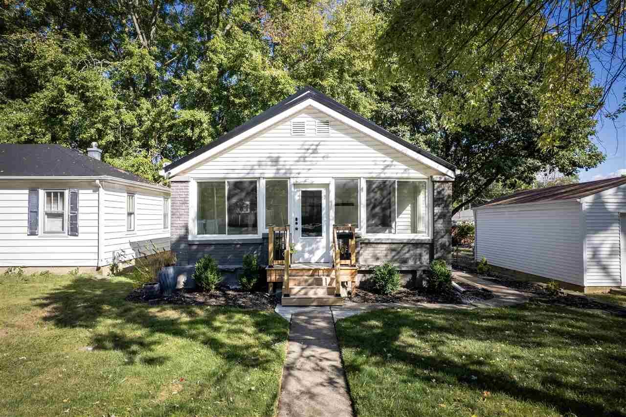 Property Photo:  203 NW 17th Street  IN 47374 