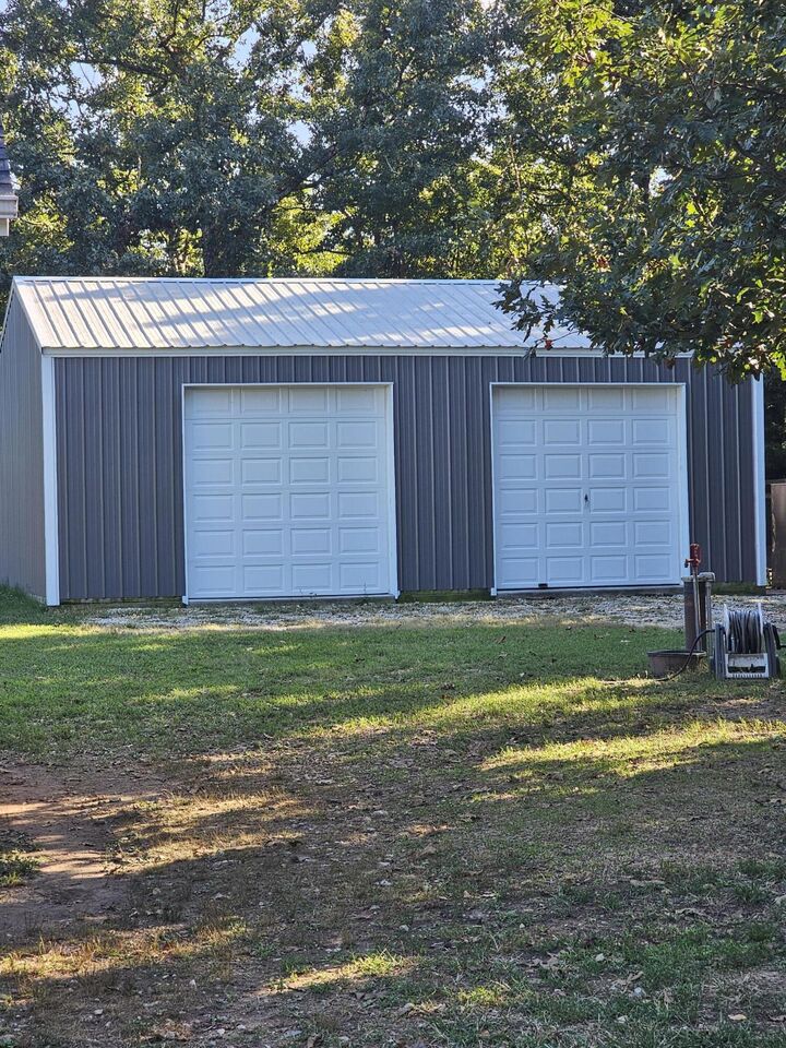 Property Photo: 1548 E 380th Road MO 65613
