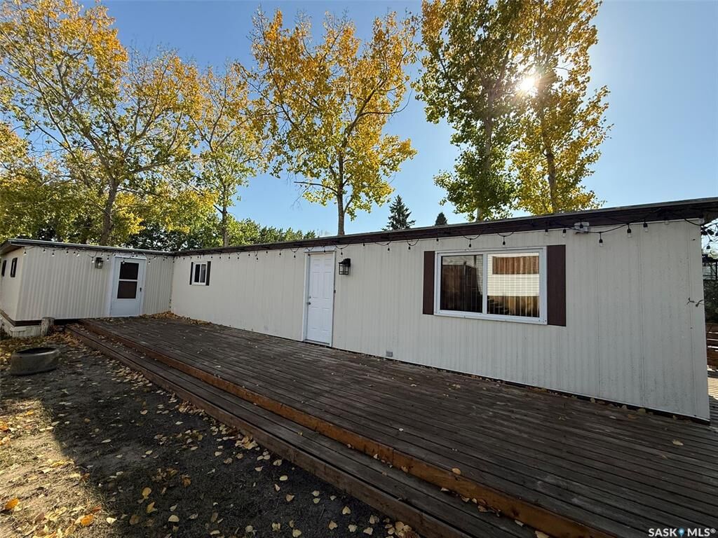 Property Photo: 8 Highland Avenue SK S0M 0C4