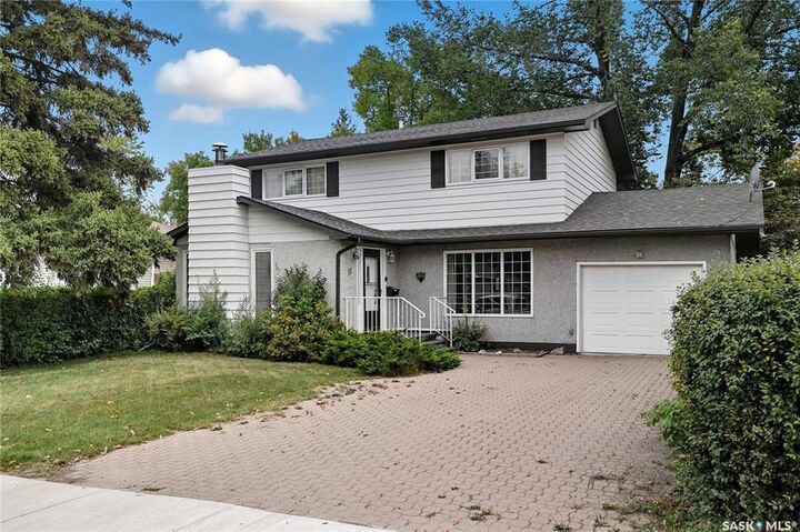 11 Moxon Crescent  Saskatoon SK S7H 3B8 photo