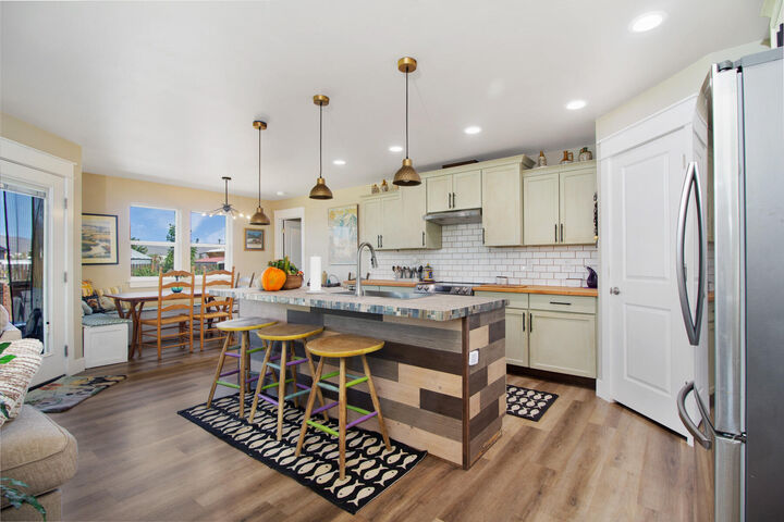Property Photo: 105 Greenfield Way ID 83320