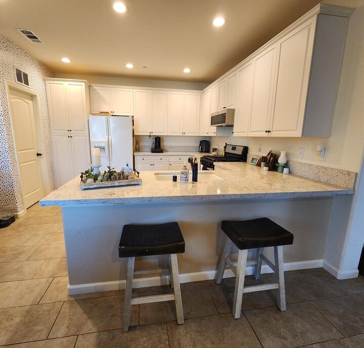 Property Photo:  4036 W Rialto Avenue  CA 93277 