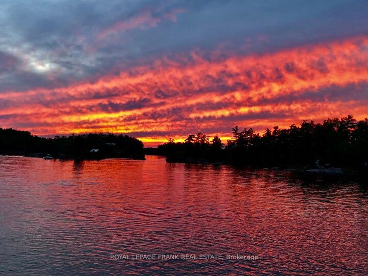 Property Photo:  484 Juniper Island N/A  ON K0L 2C0