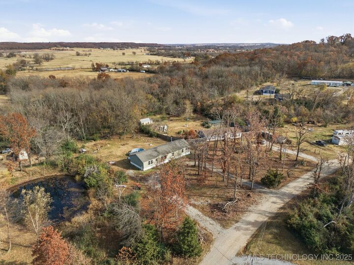 Property Photo:  19075 E Timber Trail  OK 74019 