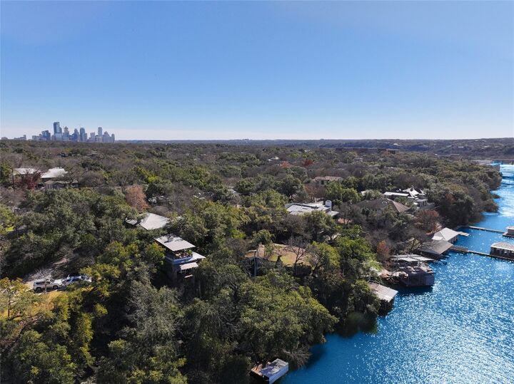 Property Photo: 2002 Scenic Drive TX 78703