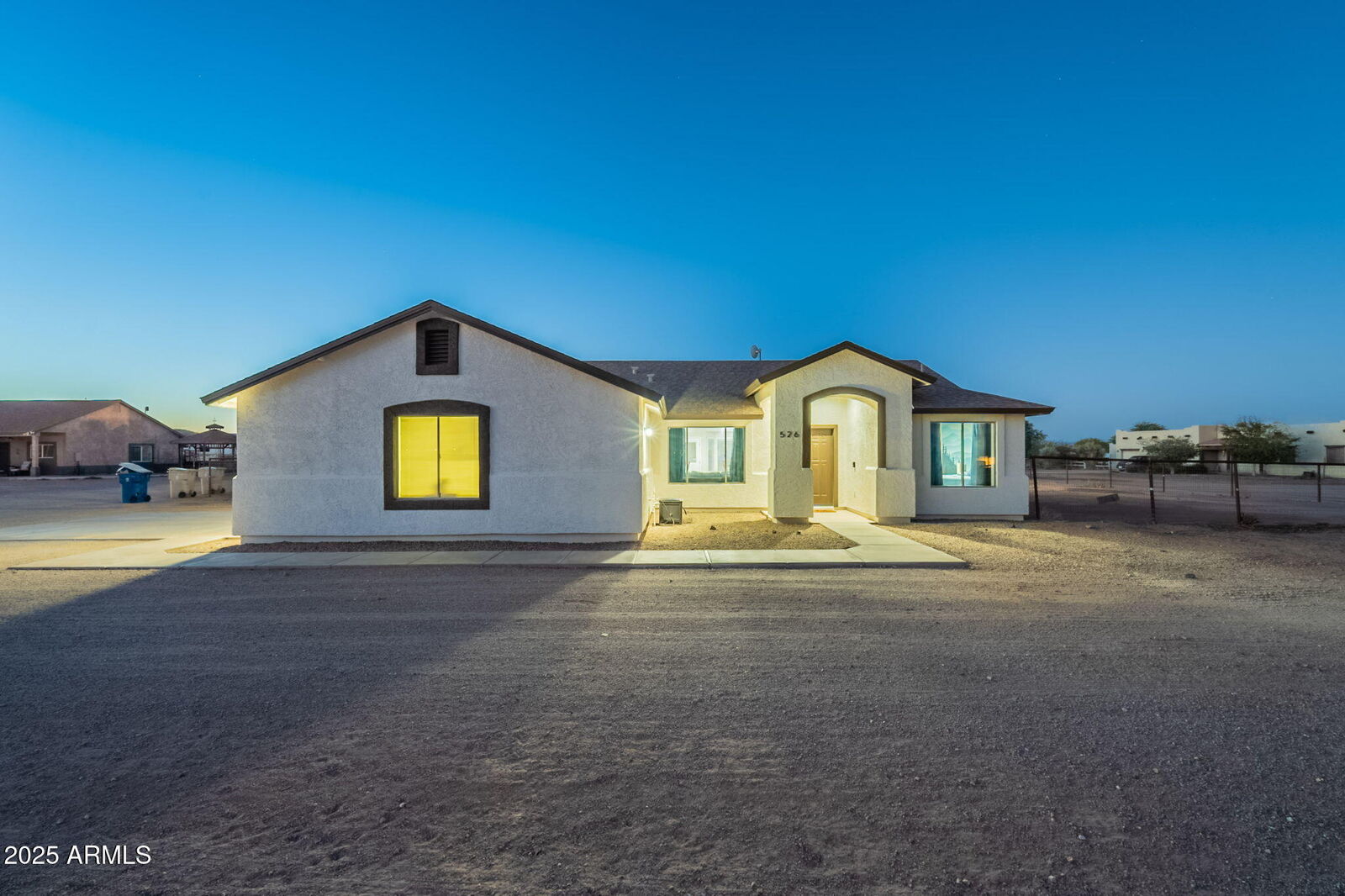 Property Photo: 526 W Magma Road AZ 85143