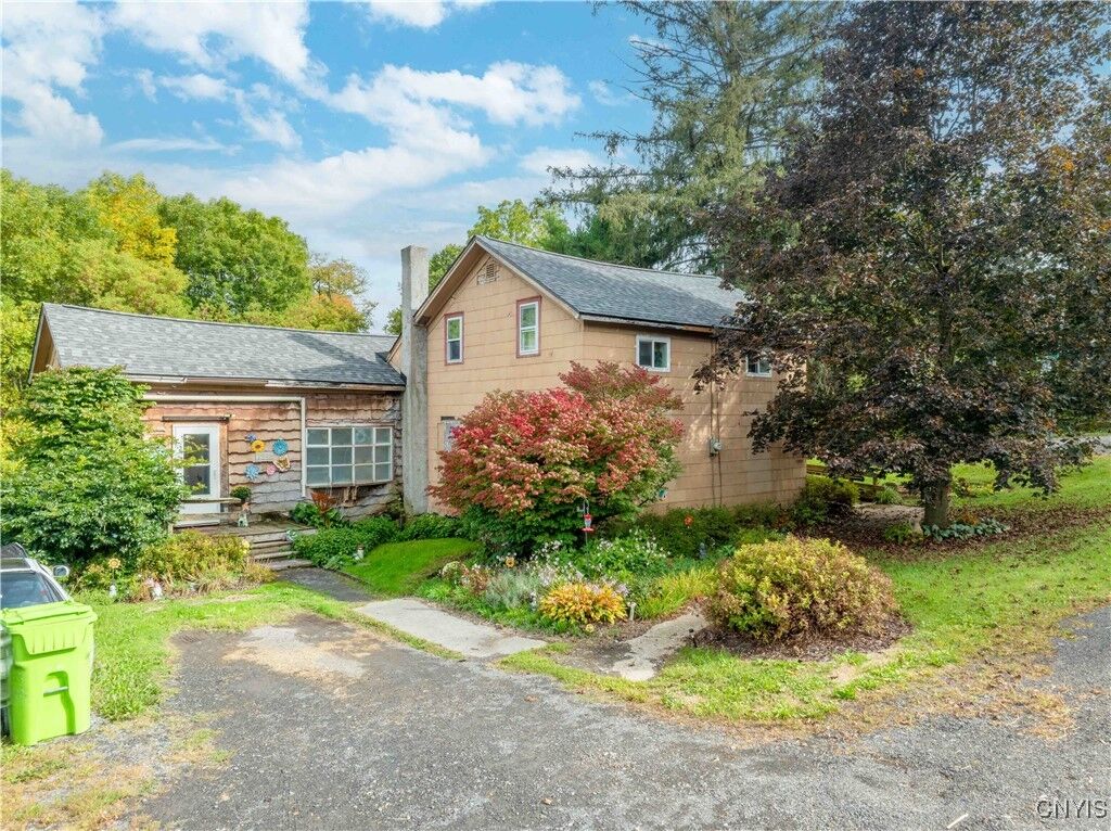Property Photo: 3900 Amber Road NY 13215