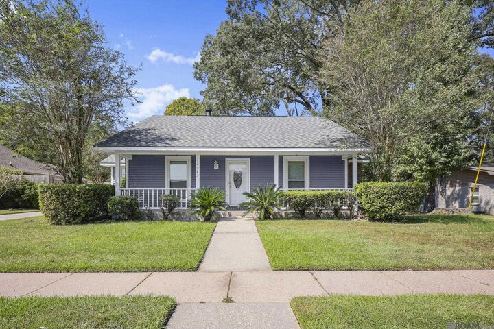 Property Photo:  12023 Elva Dr  LA 70816