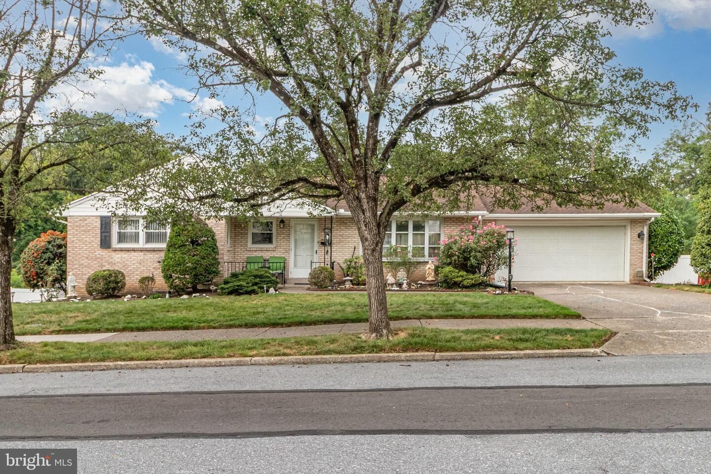 Property Photo:  414 Trudy Road A  PA 17109 