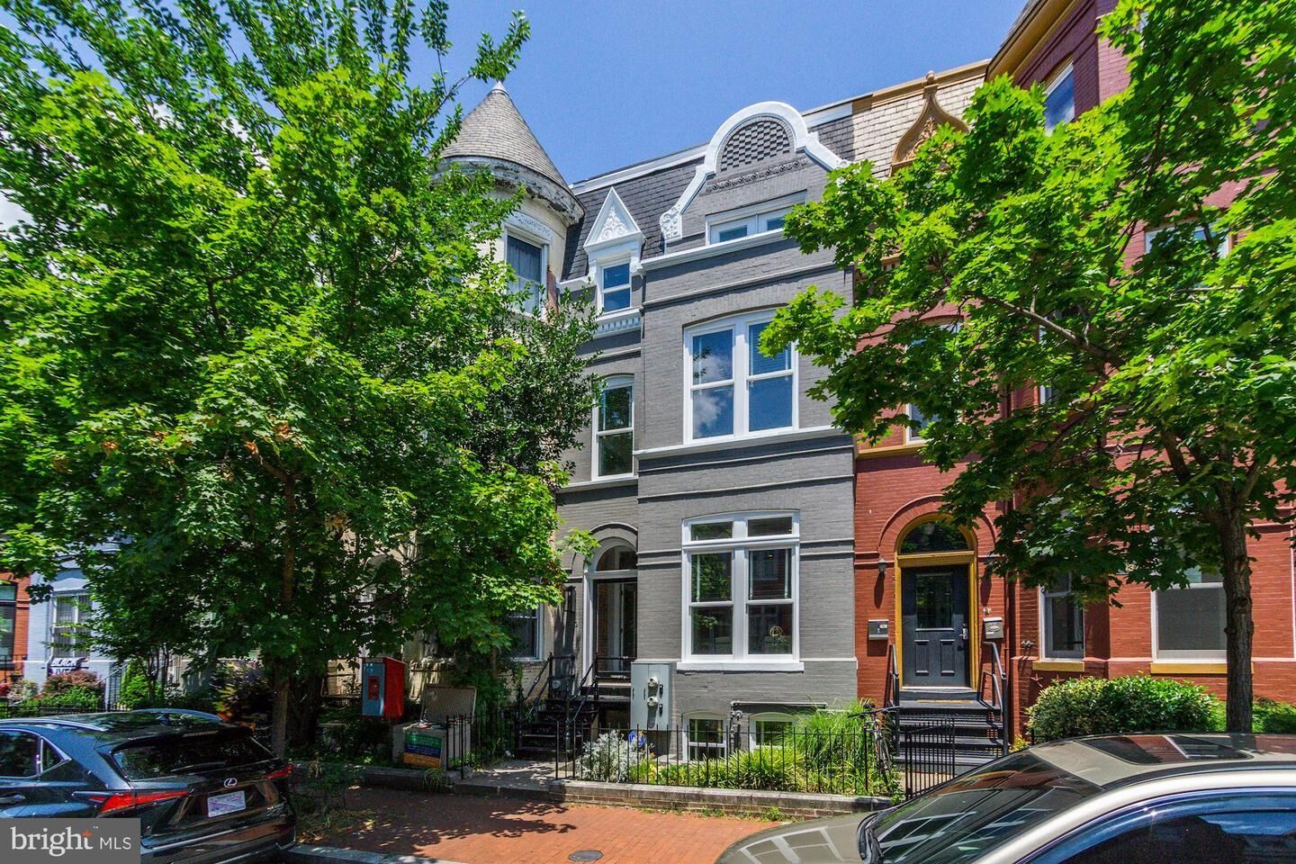 Property Photo:  933 Westminster Street NW  DC 20001 