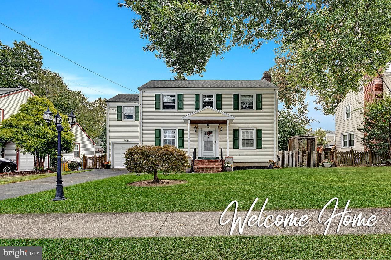 Property Photo:  415 Sutherland Road  NJ 08618 
