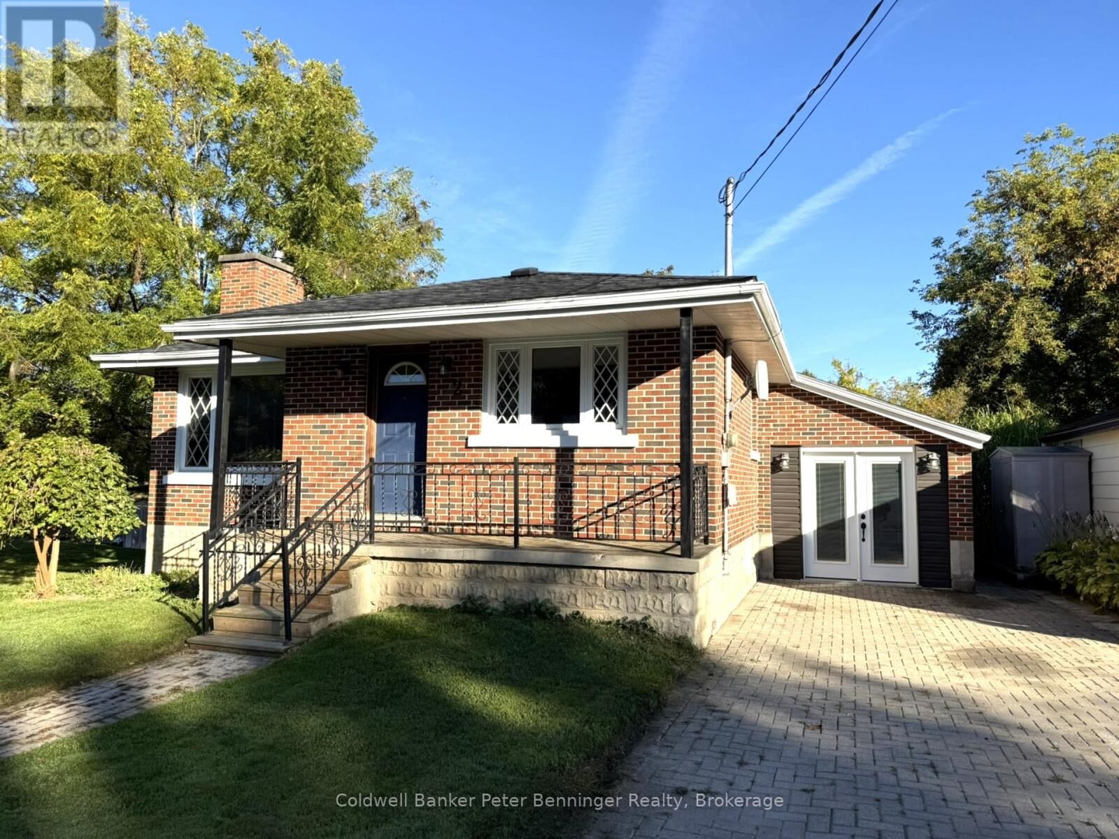 Property Photo:  2 Elgin Street  ON N0G 2V0 