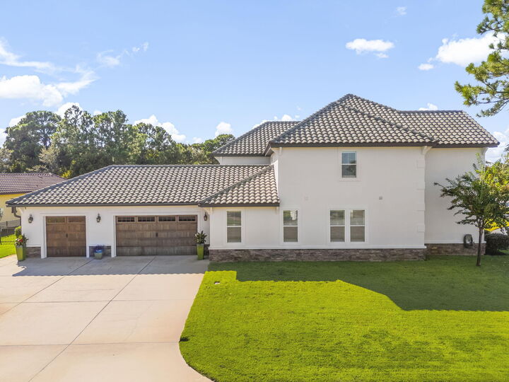 Property Photo:  1007 Emerald Bay Drive  FL 32541 