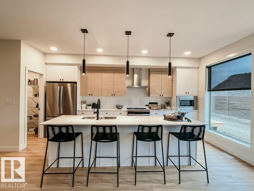 Property Photo:  6909 51 Avenue  AB T4X 3E4 