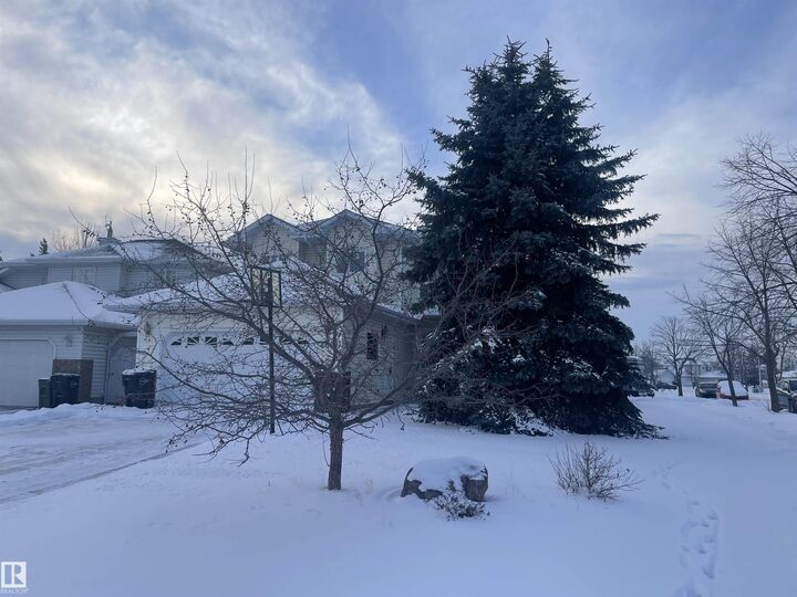 Property Photo: 4631 43 Avenue NW AB T6L 6L9