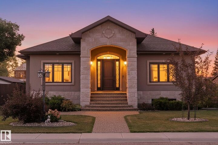 10516 158 Street NW  Edmonton AB T5P 2Y6 photo