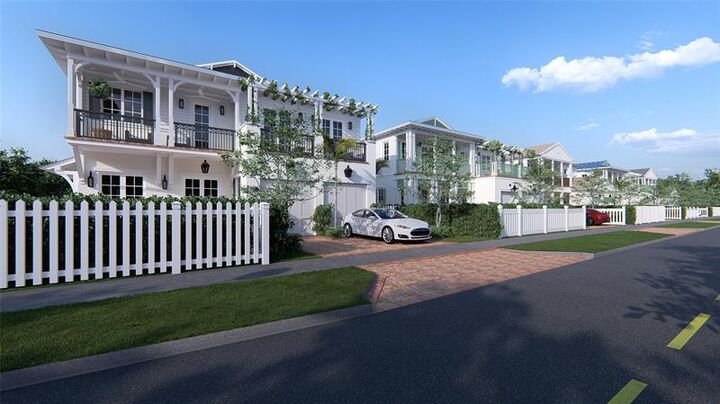 Property Photo: 140 SE 1st Ave FL 33444