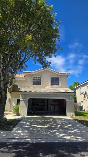 Property Photo: 1512 SW 106th Ave FL 33025