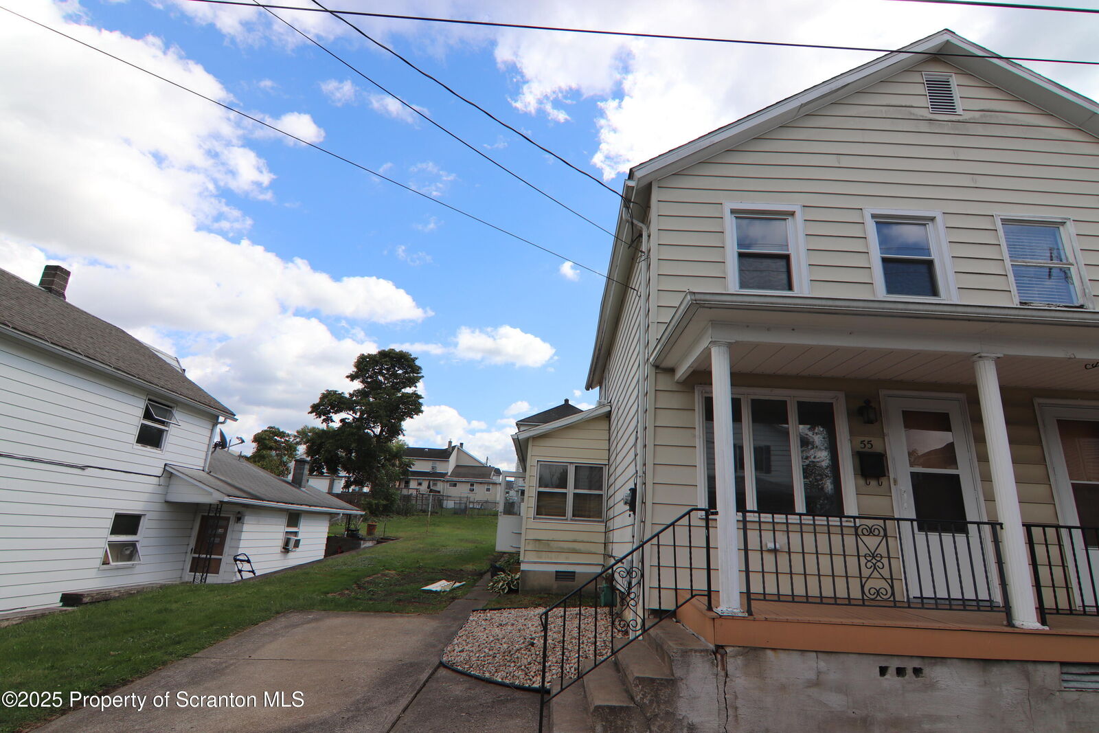 Property Photo: 55 Hill Street PA 18634