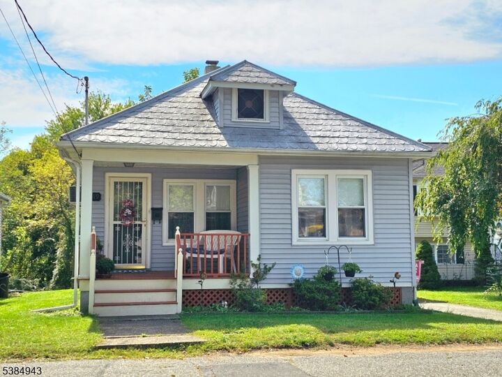 Property Photo:  19 Marble St  NJ 07882 