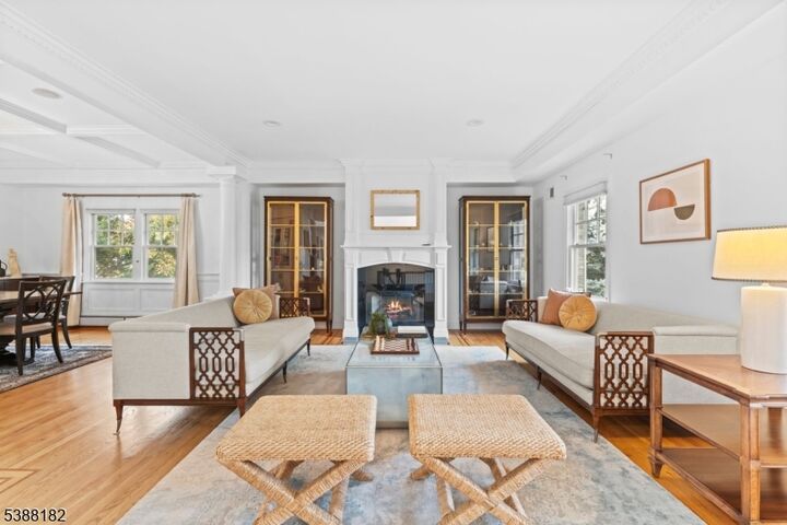 Property Photo:  14 Dorset Ln  NJ 07078 