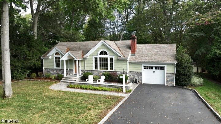 306 Sunset Blvd  Wyckoff Twp. NJ 07481 photo