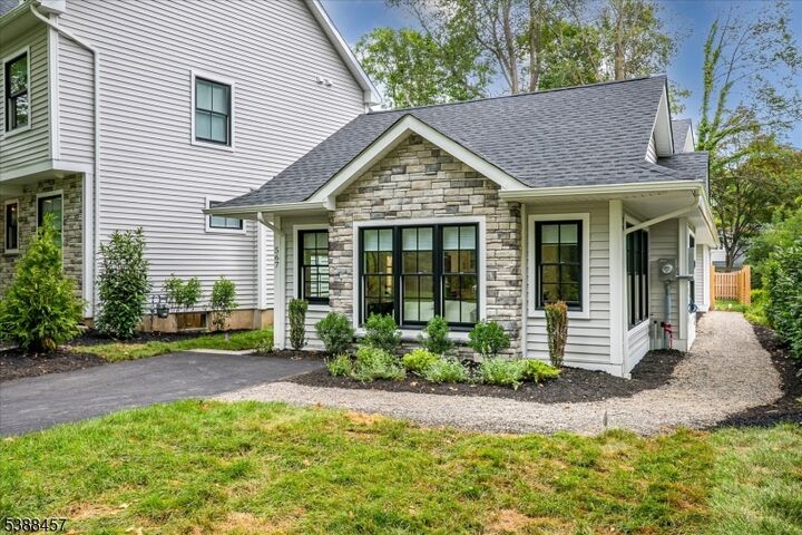 Property Photo: 567 Riverside NJ 08540