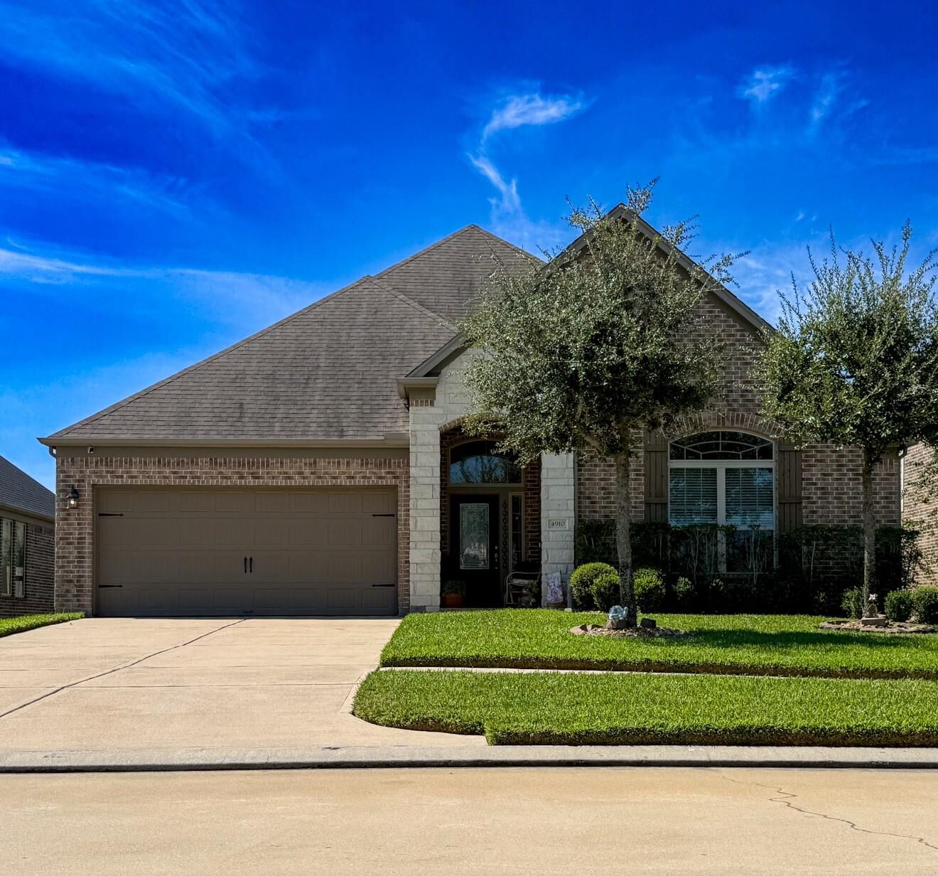 Property Photo:  4910 Mountain Maple Trail  TX 77471 