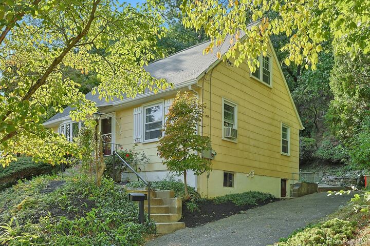 61 Snowden Avenue  Ossining NY 10562 photo