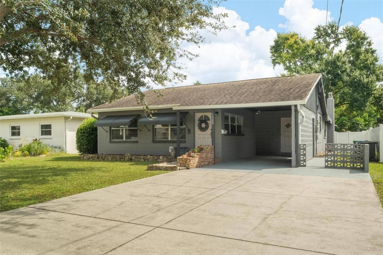 Property Photo:  1520 S Richard Avenue  FL 33629