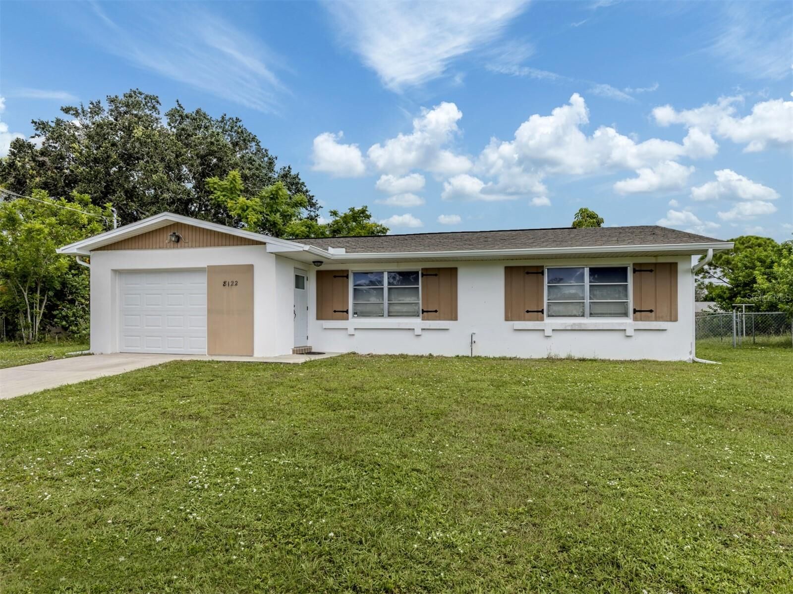 Property Photo:  8122 Trionfo Avenue  FL 34287 