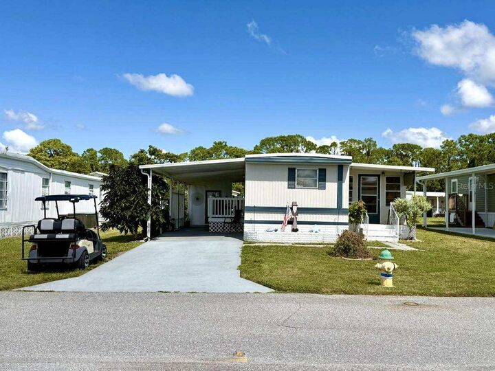Property Photo:  5516 Holiday Park Boulevard  FL 34287 