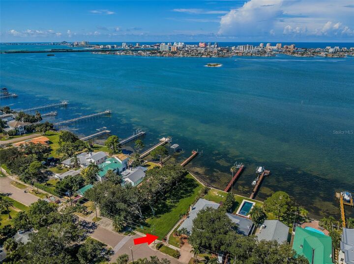 Property Photo: 1748 Sunset Drive FL 33755