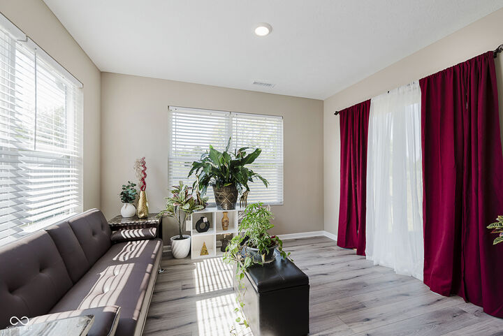 Property Photo: 4152 Sedgewick Lane IN 47201