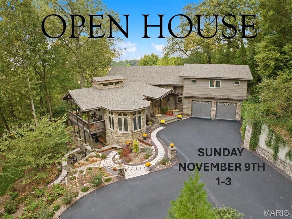 Property Photo:  1003 Berry Lane  IL 62025 