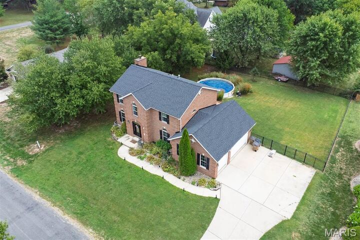 Property Photo:  4 Hill Valley Drive  IL 62275 