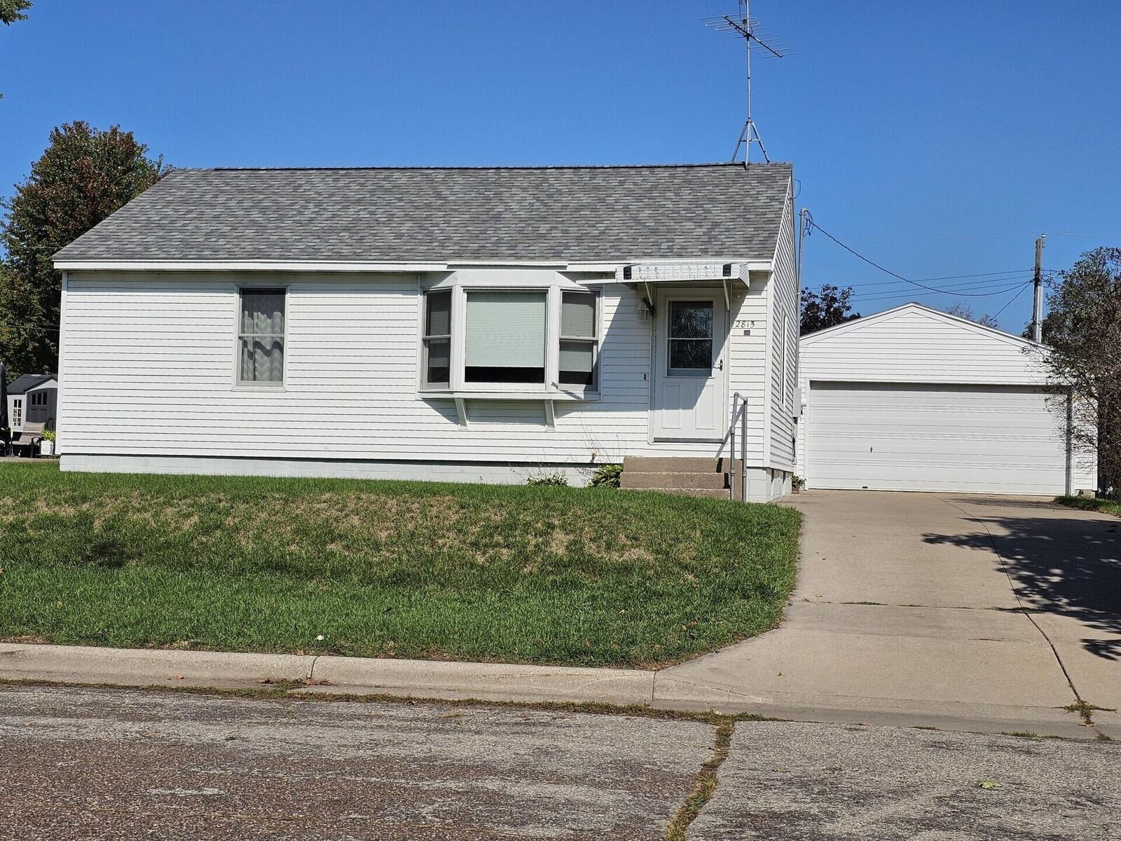 Property Photo: 2815 Robinsdale Ave WI 54601