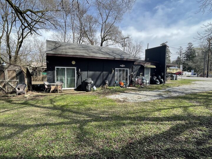 Property Photo:  300 E Buffalo Street  MI 49117 