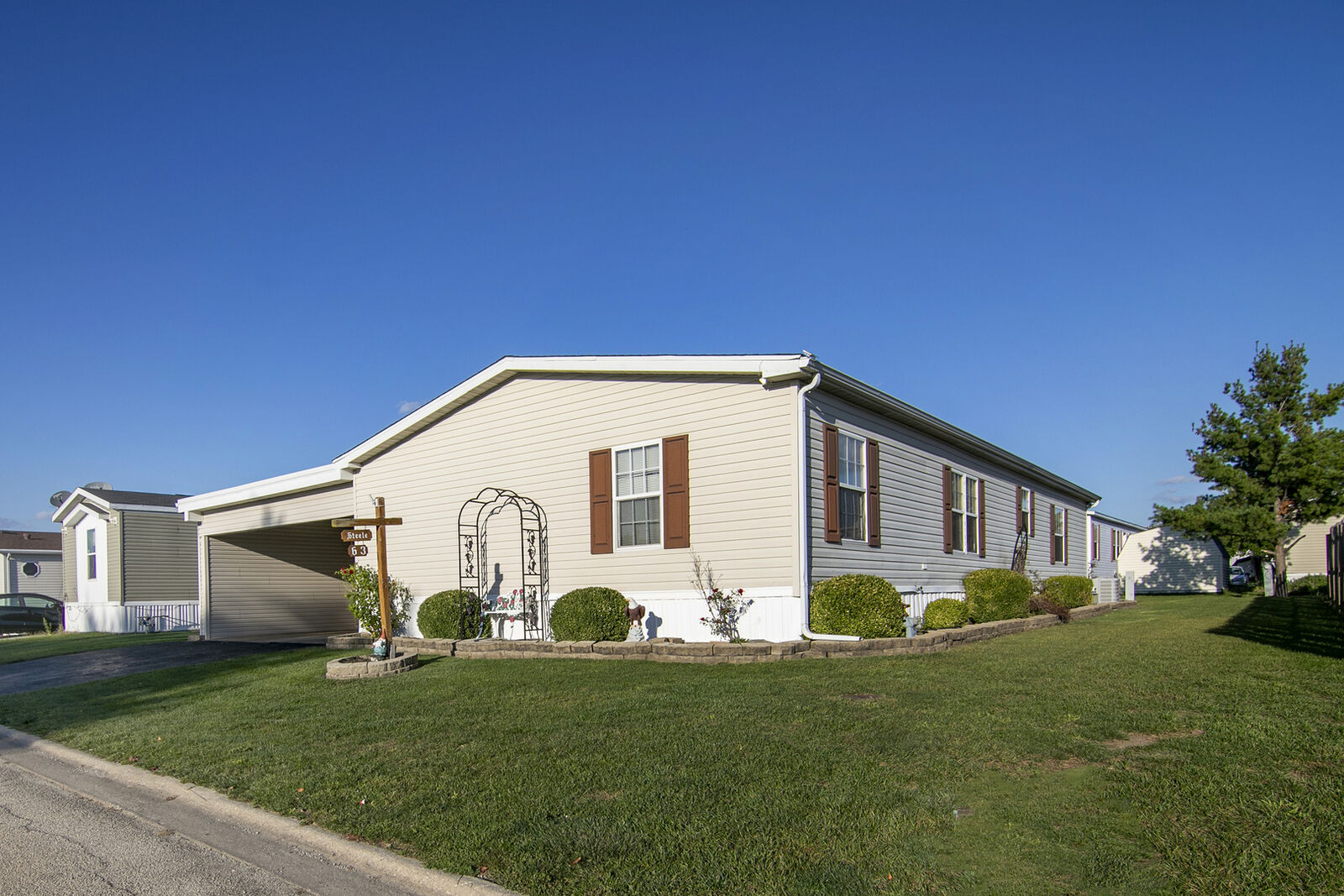Property Photo: 63 Saint George IL 60914