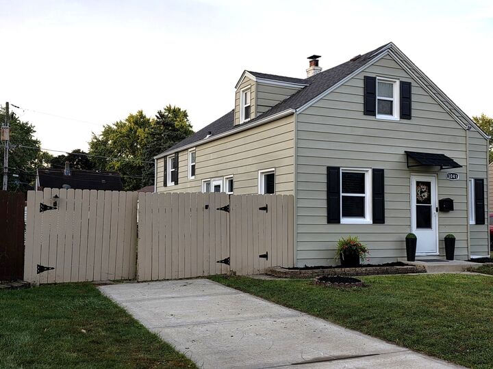 Property Photo:  3041 W 113th Place  IL 60803 