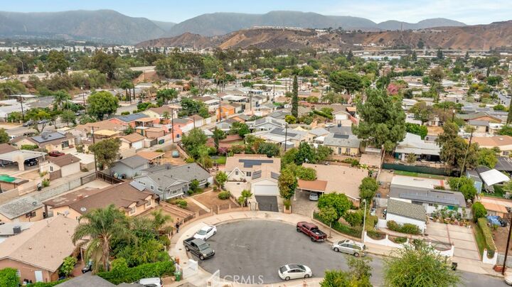 Property Photo:  11552 Fellows  CA 91331 