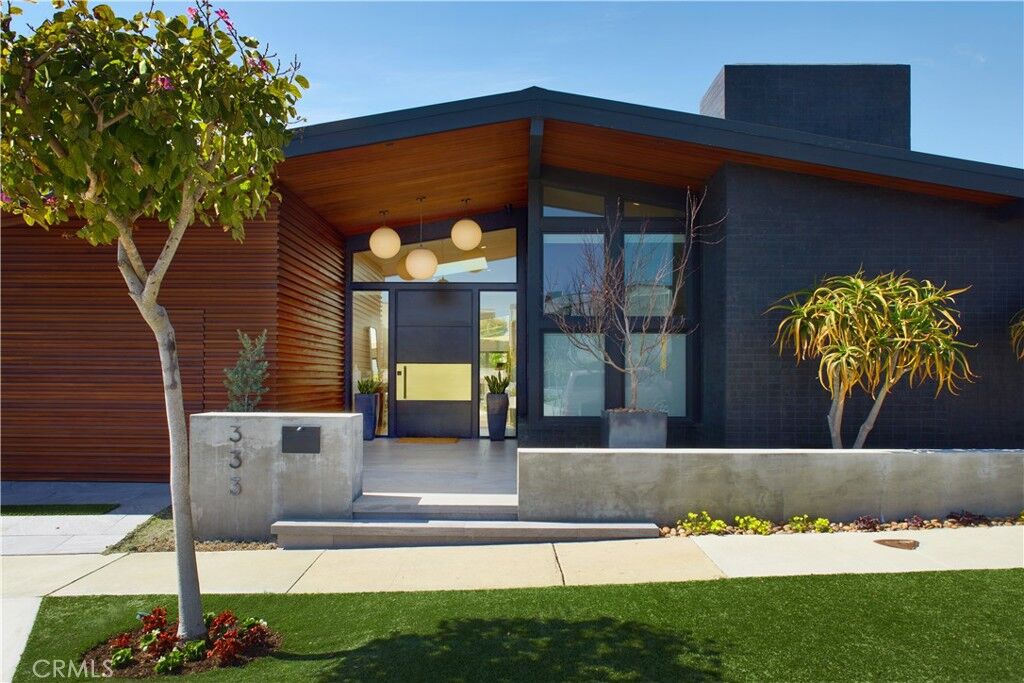 Property Photo:  333 Milford Drive  CA 92625 