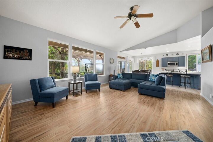 Property Photo:  553 Rosemary  CA 93420 