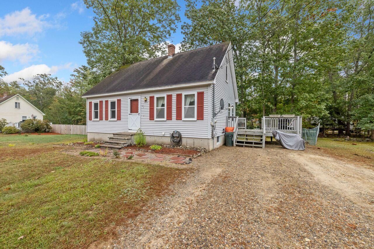Property Photo:  37 Devotion Avenue  ME 04073 